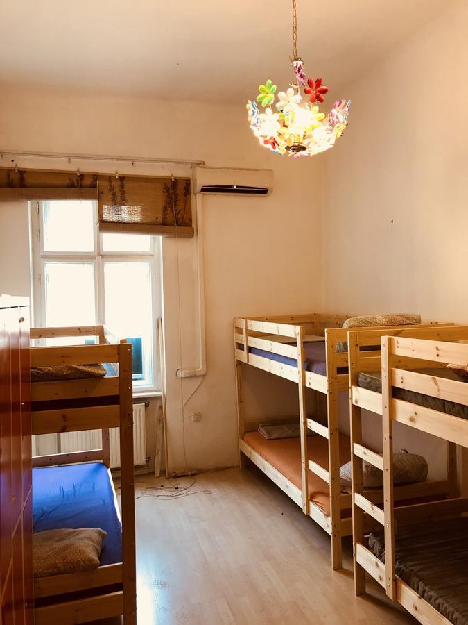 بودابست Baraka Hostel المظهر الخارجي الصورة